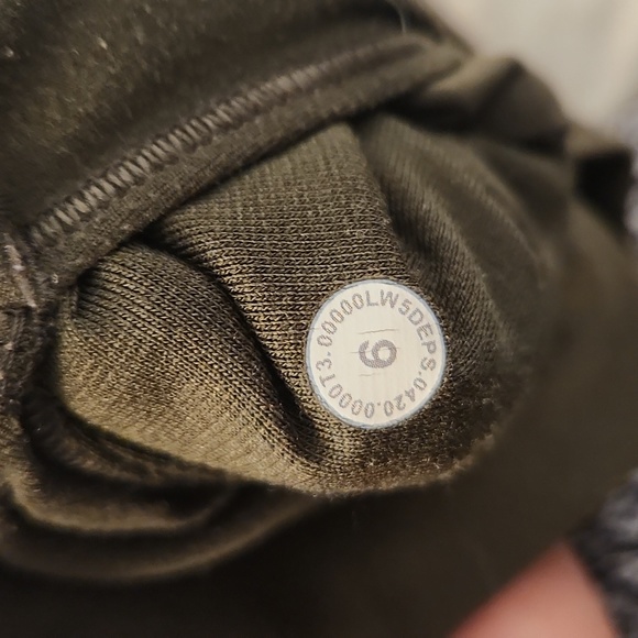 Lululemon Align Legging Dark Olive 25" - Picture 2 of 5